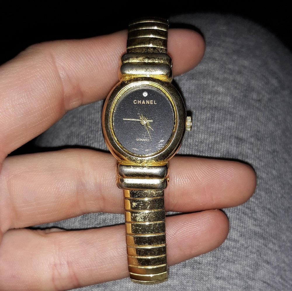 Chanel stretch band wrist watch